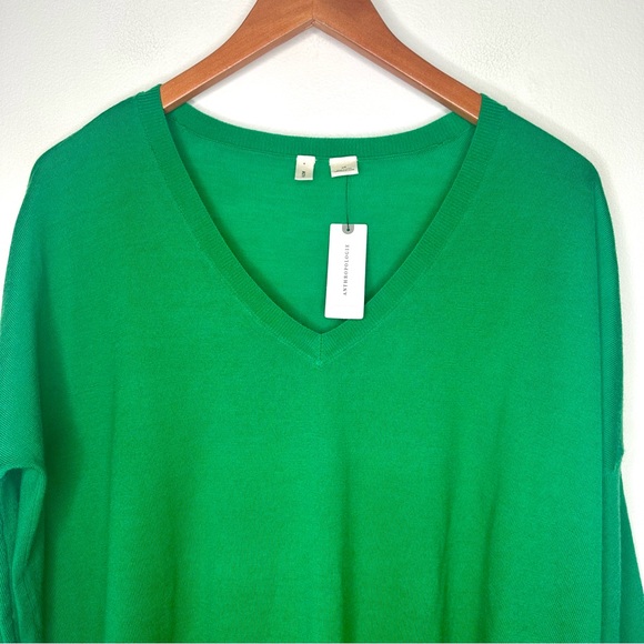 Anthropologie Moth Merino Wool Vibrant Green Sweater Size XS Oversized - Picture 2 of 7